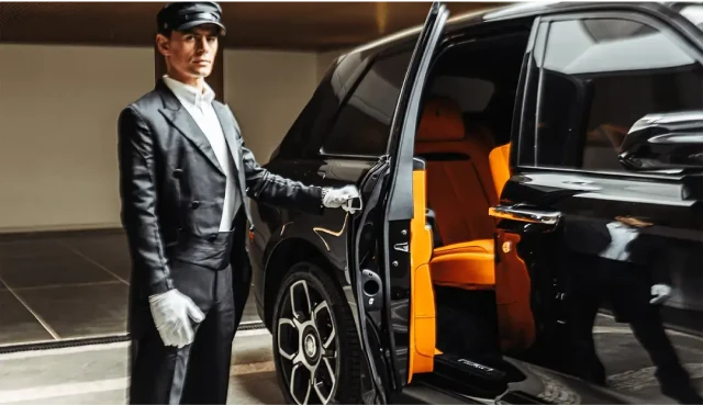 Service de chauffeur avec voiture de luxe