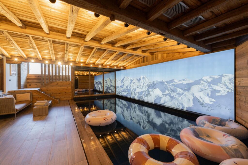 Chalet Flys, luxury chalet in Courchevel